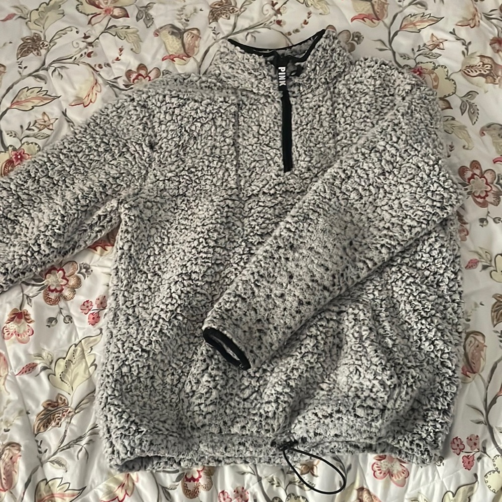 victoria’s secret pink grey fleece pullover, small